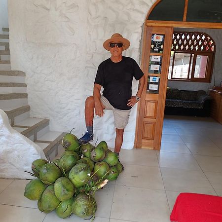 Royal Galapagos Inn 푸에르토 바케리조 모레노 외부 사진