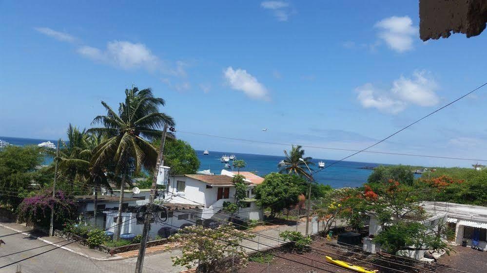 Royal Galapagos Inn 푸에르토 바케리조 모레노 외부 사진