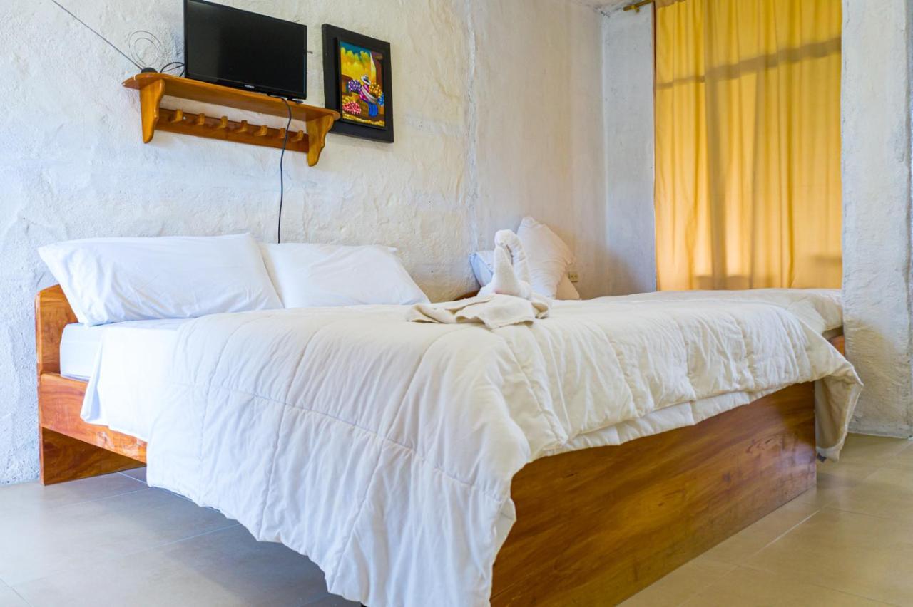 Royal Galapagos Inn 푸에르토 바케리조 모레노 외부 사진