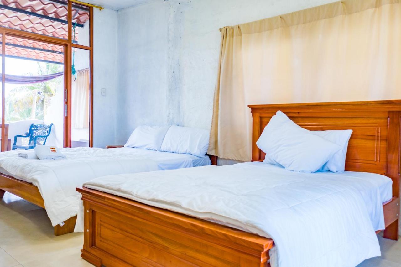 Royal Galapagos Inn 푸에르토 바케리조 모레노 외부 사진