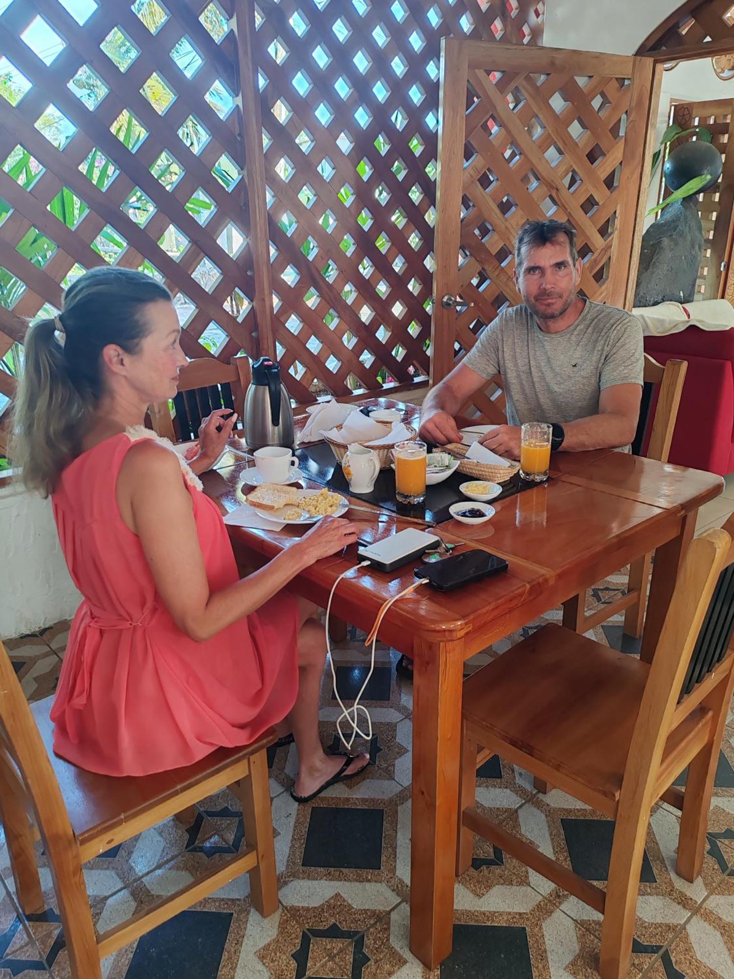 Royal Galapagos Inn 푸에르토 바케리조 모레노 외부 사진